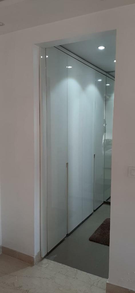 designer-wardrobes-in-noida-greater-noida-largest-dealers-and-manufacturers-in-noida-and-greater-noida-india